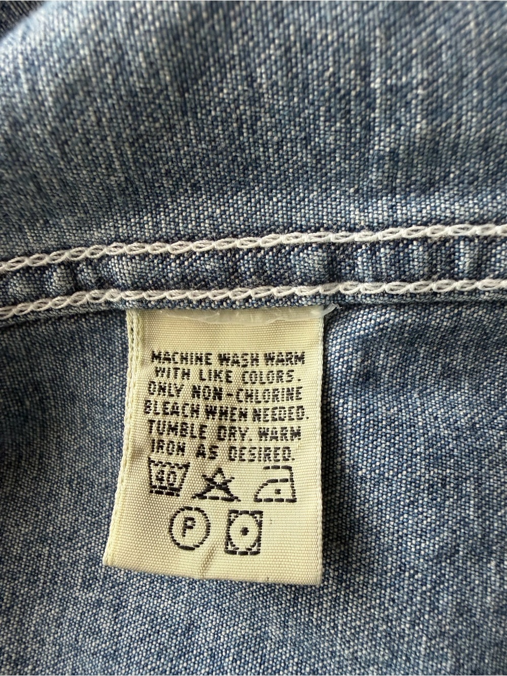 Eddie Bauer Medium Wash Denim Vest in Blue "vintage 90s" - Picture 6 of 9